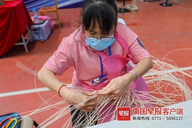 稳定发挥和精湛技艺，是选手们的秘诀的简单介绍