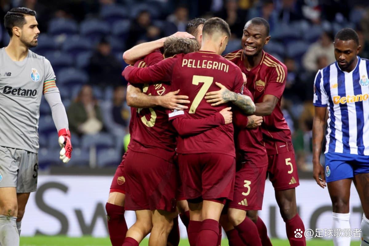 阿贾克斯抢眼表现，淘汰实力球队晋级